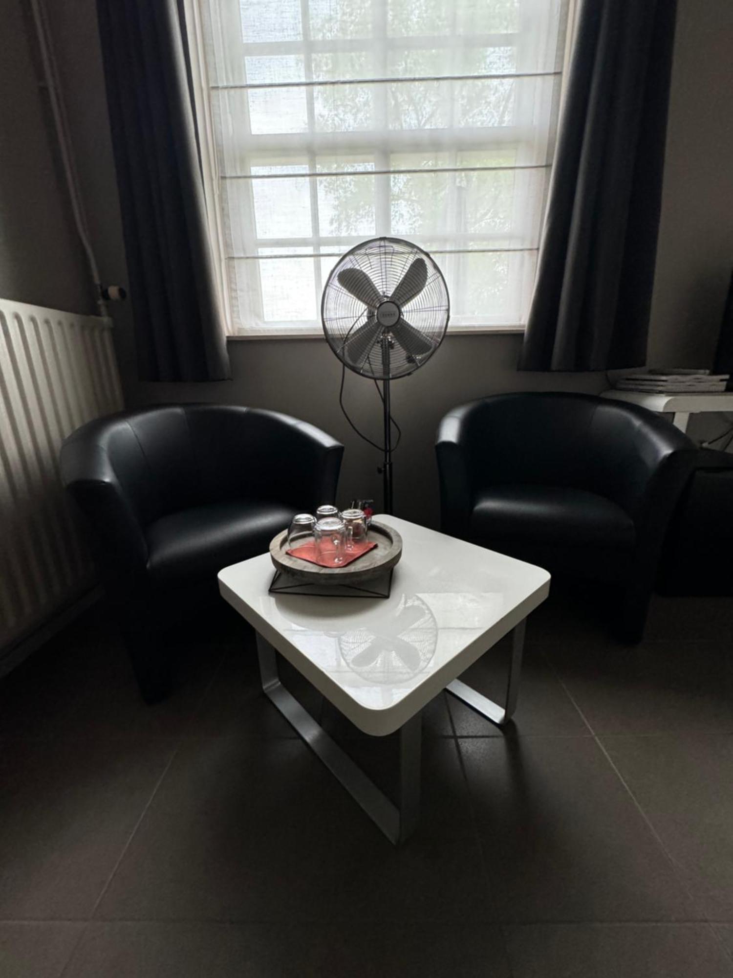 Ouwe Schuure Bed & Breakfast Sluis Eksteriør bilde